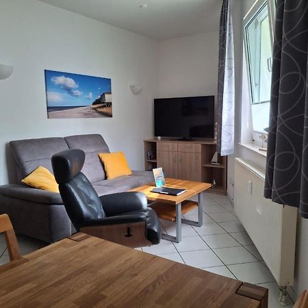 Apartment Ariane - Im Sommer Ist Ein Strandkorb Inclusive Zempin Exterior foto